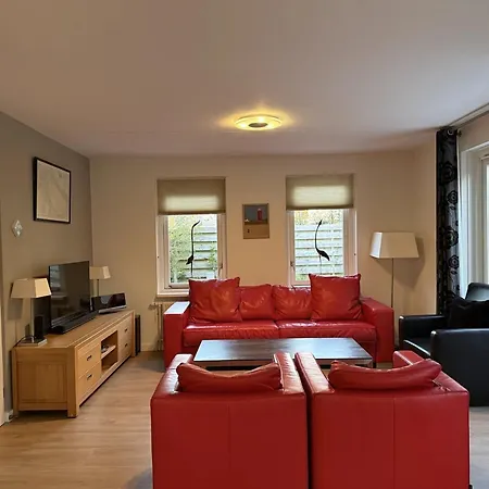 3-bed With Whirlpool Villa *